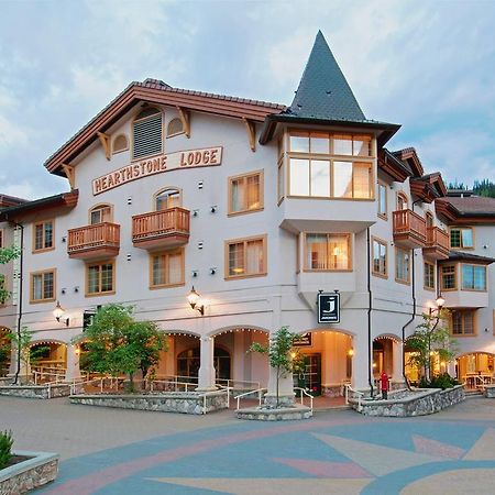 Hearthstone Lodge Sun Peaks Exteriör bild