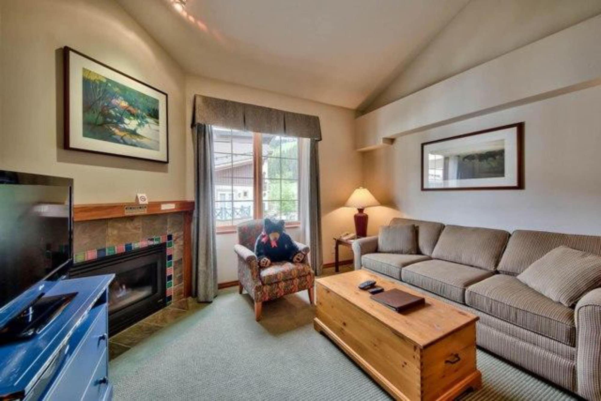 Hearthstone Lodge Sun Peaks Exteriör bild
