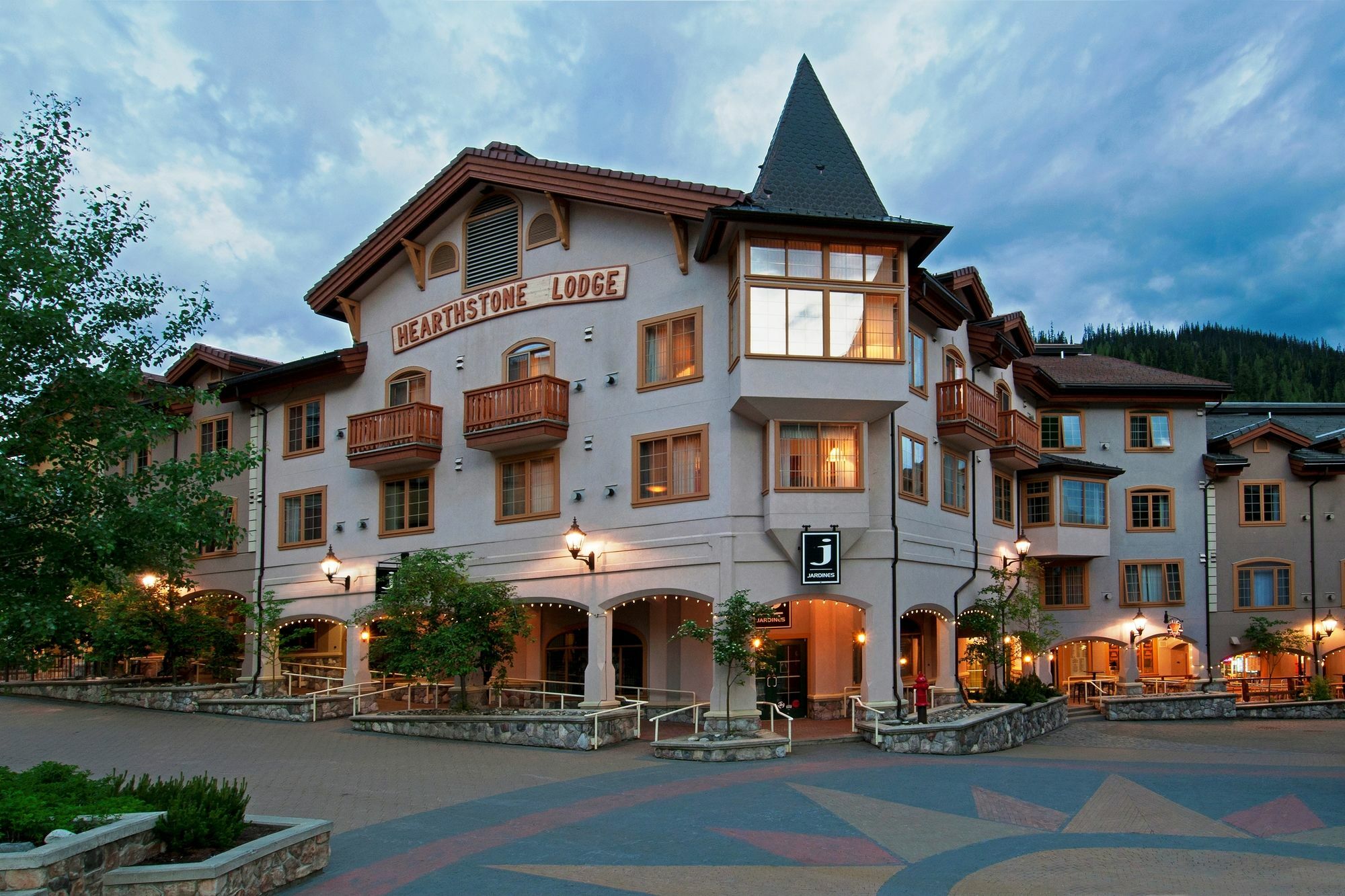 Hearthstone Lodge Sun Peaks Exteriör bild